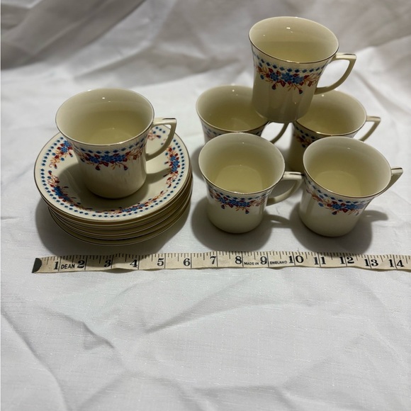 Vintage Elegant Floral Teacup and Saucer Set of 6 - Picture 2 of 8
